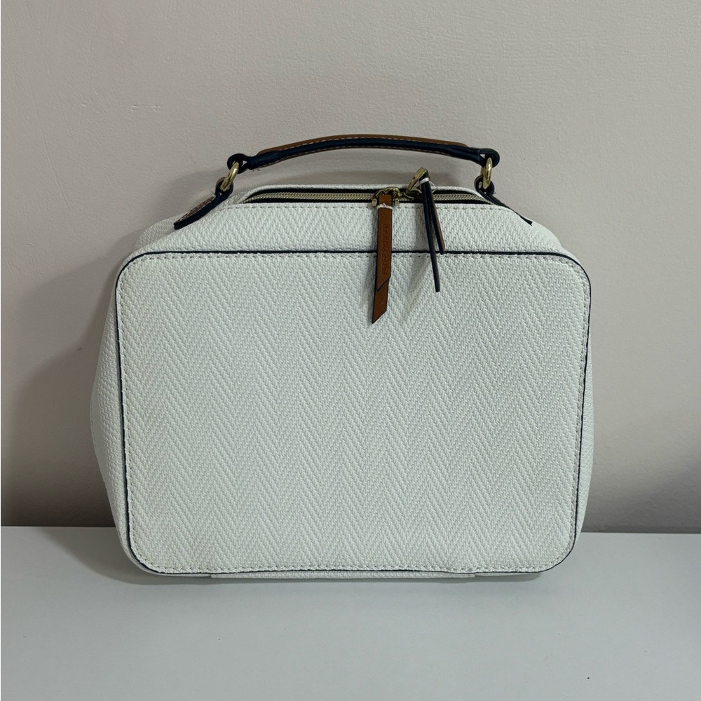 Estee Lauder White Cosmetic Bag with Structured Design